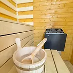 Vakantiehuis S Virivkou *